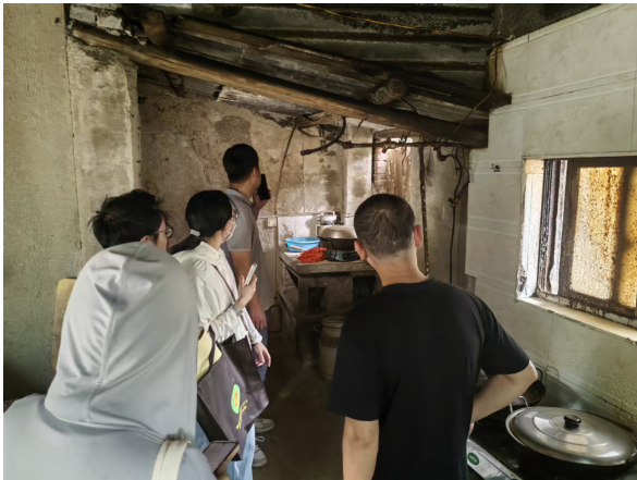 b9fc63f5-3f18-4952-b4ae-c2b185e582a0